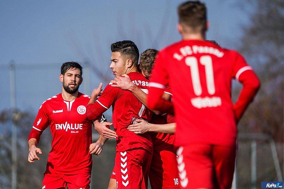 Der 1. FC Passau hat gegen den TSV Eintracht Karlsfeld gleich ein dickes Brett zu bohren 