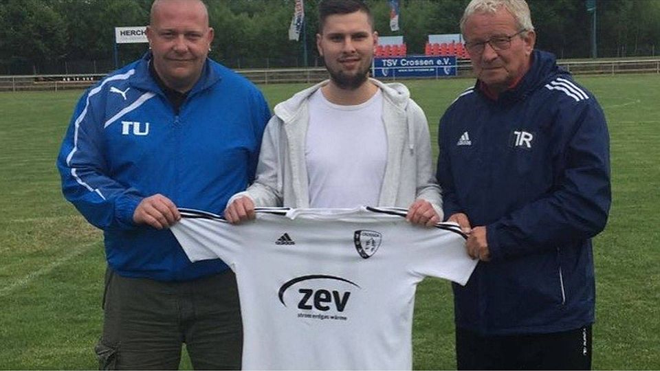 v.l.nr.: Thomas Ubländer (Abt-leiter), Damian Adamczewki,  Joseph Hergert (Cheftrainer TSV)