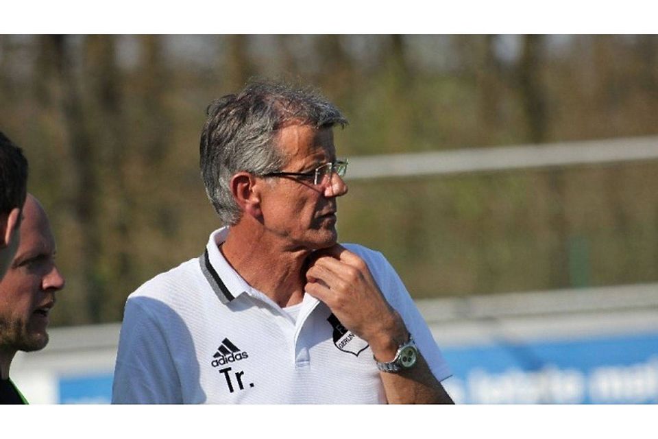 Die Vorverlegung des Spiels zwischen Werdohl und Erlinghausen ist für Gerlingens Trainer Paul-Heinz Brüser ein "Unding". Foto: juka