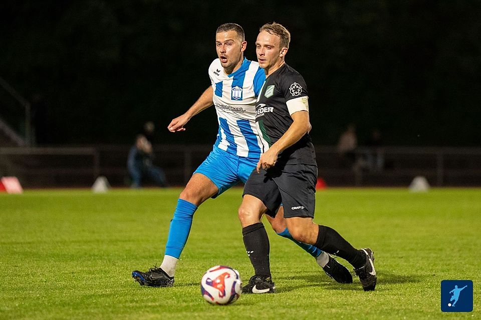 SBR-Kapitän Marco Oberberger (re.) legte den entscheidenden Treffer in Zorneding auf. SBR-Kapitän Marco Oberberger (re.) legte den entscheidenden Treffer in Zorneding auf.
