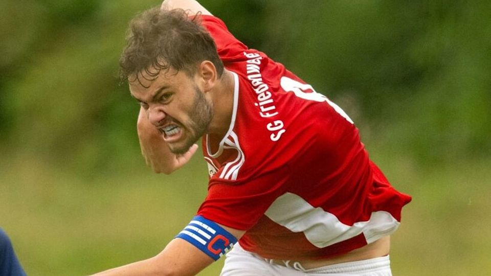 Florian Rohrer, Kapitän der SG Frieden...gegen Ewattingen auf die Zähne beißen. | Foto: Wolfgang Scheu Florian Rohrer, Kapitän der SG Friedenweiler/Rötenbach, wird auch im Spitzenspiel gegen Ewattingen auf die Zähne beißen. 