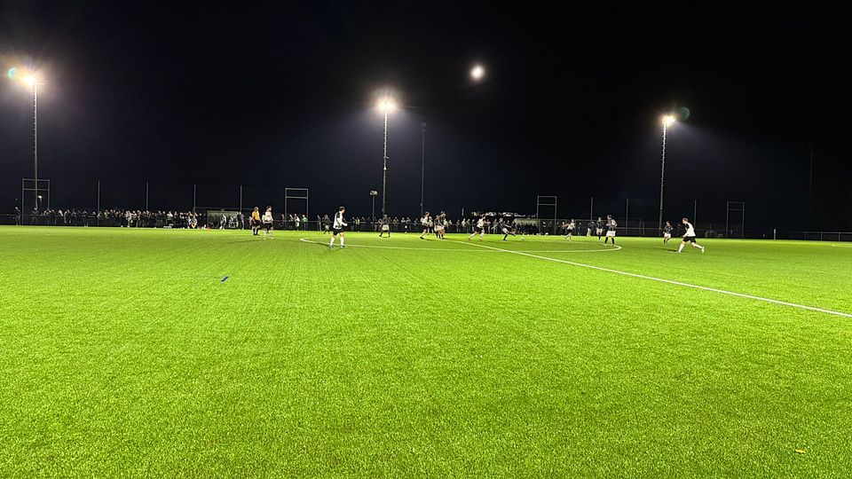 Spannender Pokalabend auf dem Kunstrasenplatz an der Ebentalstraße.