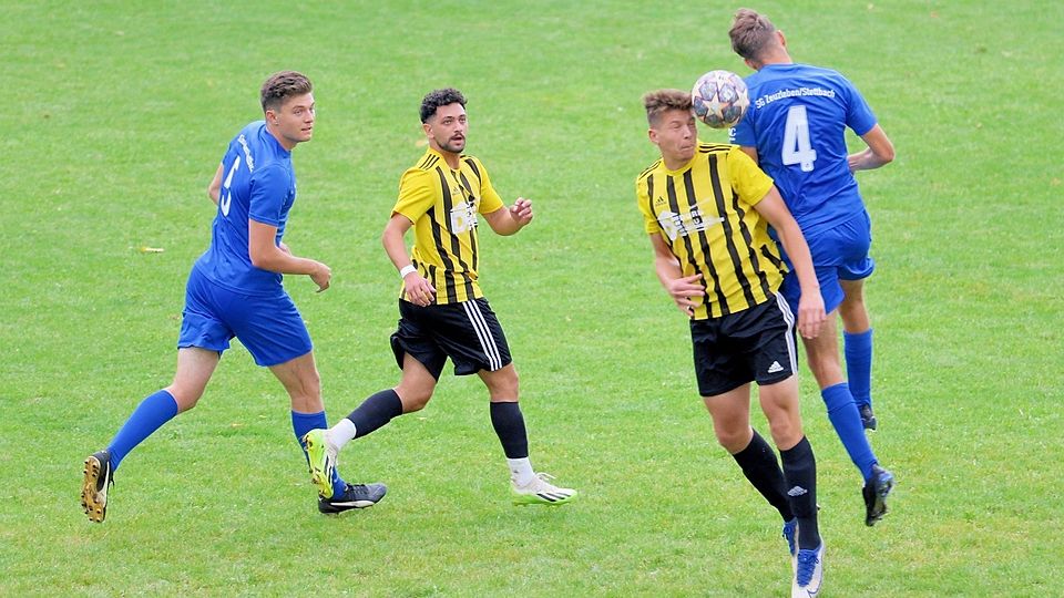 Poppenhausens Manuel Eckert (Zweiter von rechts)