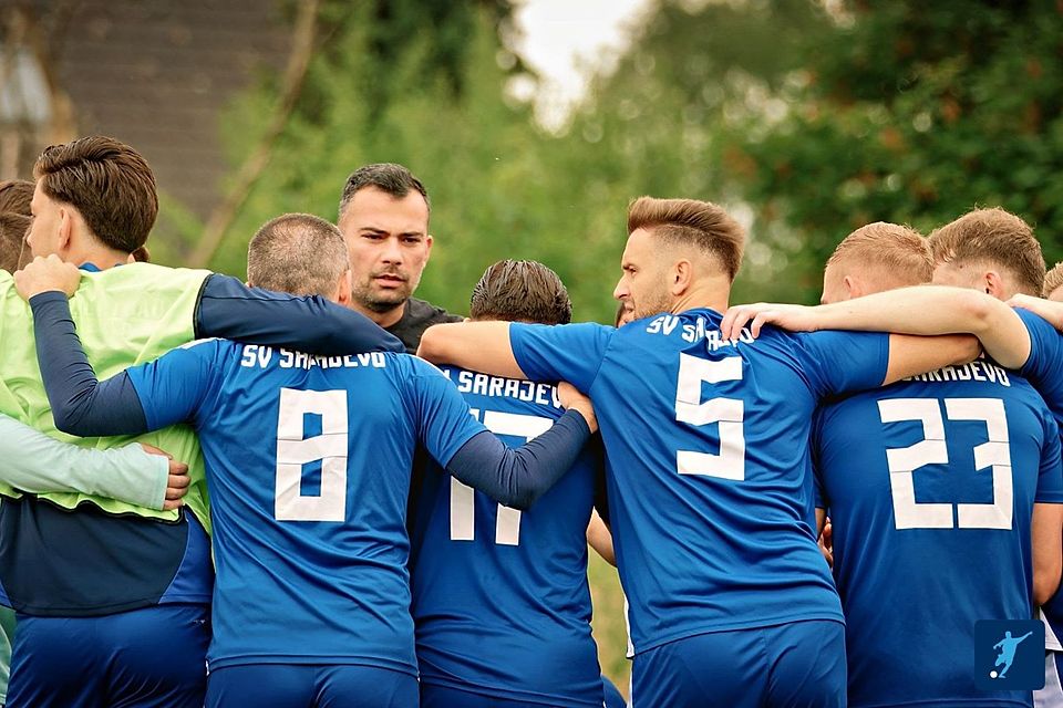 Sarajevo ist auf Platz eins der A-Liga. Sarajevo ist auf Platz eins der A-Liga.