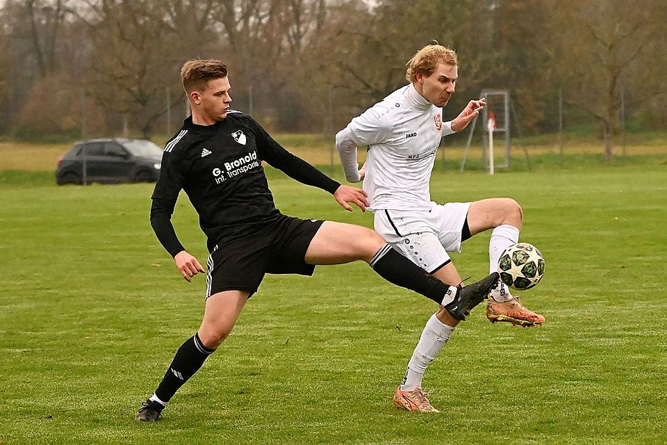1:1 im Duell der beiden Liga-Dominatoren – damit bleiben sowohl der SV Sünching als auch der SV Wiesent in der Kreisklasse 1 weiter ungeschlagen.