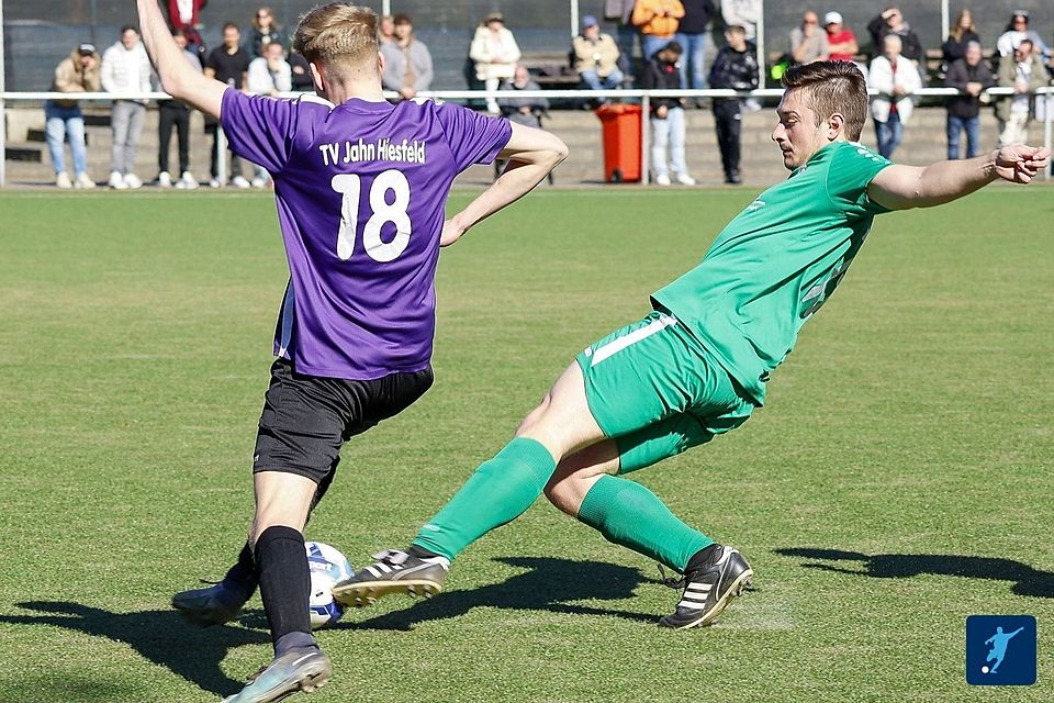 Jahn Hiesfeld startet mit Minuspunkten. Jahn Hiesfeld startet mit Minuspunkten.