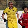 Nils Remagen (li.) und sein SVE Hohkeppel siegte im Spitzenspiel mit 3:2.
