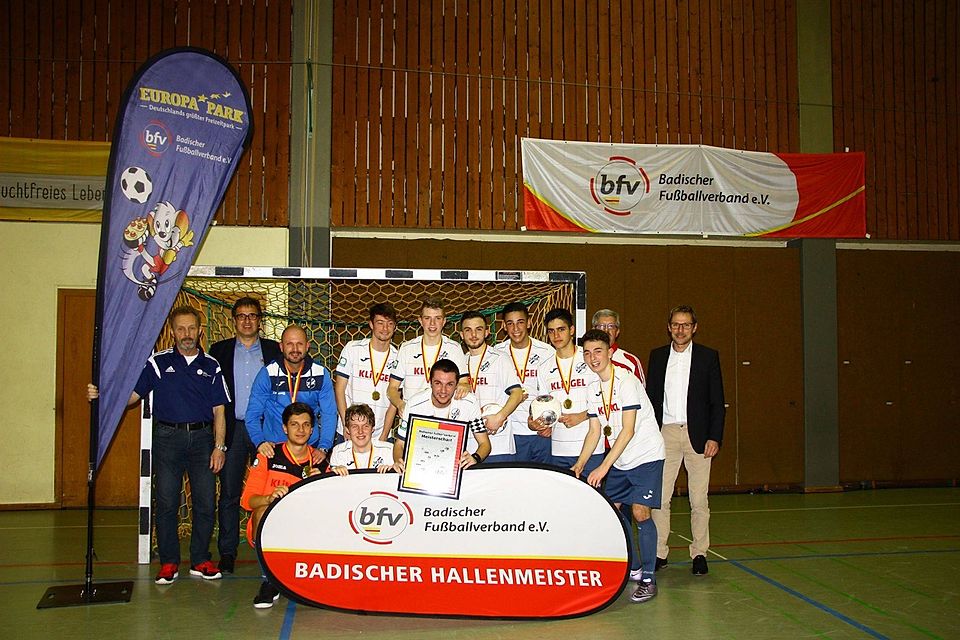 Die A-Junioren des 1. CfR Pforzheim konnten sich Finale der badischen Hallenmeisterschaften gegen den VfB Eppingen durchsetzen. Foto: bfv