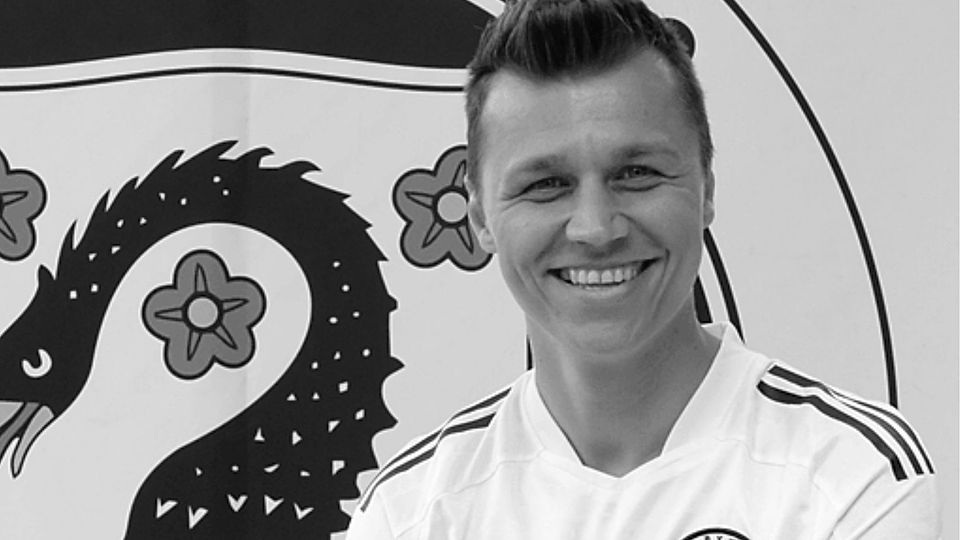 Die Fußballer in Neuss werden Oliver Esser ein ehrendes Andenken bewahren.