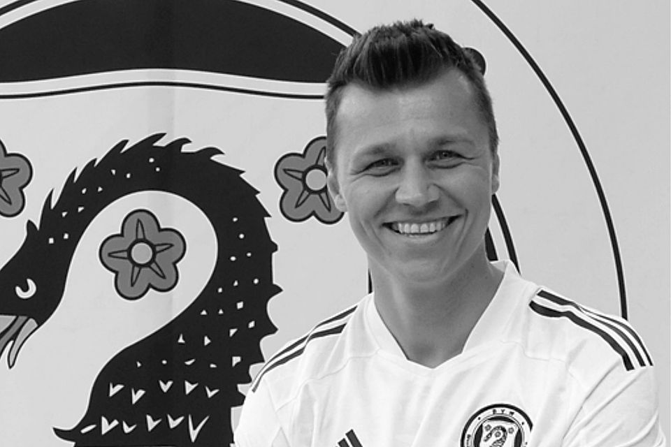 Die Fußballer in Neuss werden Oliver Esser ein ehrendes Andenken bewahren.