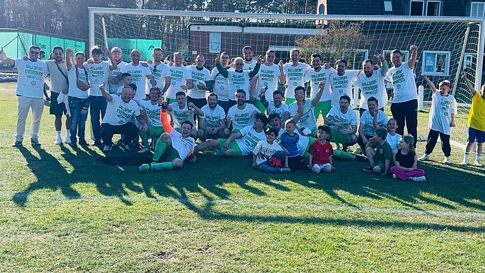 Meister nach 25 Siegen in Folge SV Ballsport