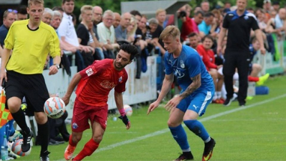 Starker Abschluss: Mustafa Dogan (l.) schoss das 2:0 und brachte die U21 des SC Paderborn 07 gegen Westfalia Rhynern endgültig auf die Siegerstraße. F: Heinemann