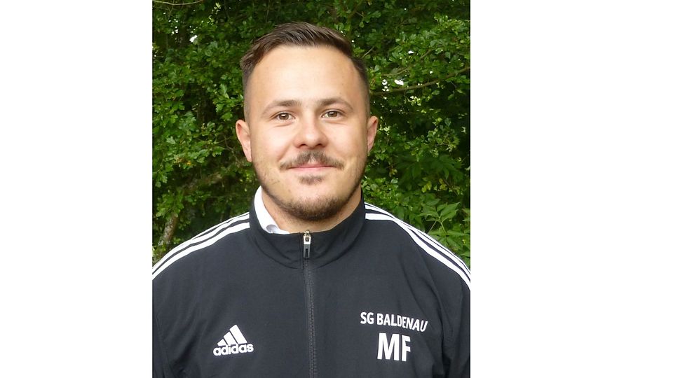 Ist trotz bescheidener acht Punkte aus den ersten neun Spielen „noch zufrieden“: Max Feuerecker, Trainer der SG Baldenau. 