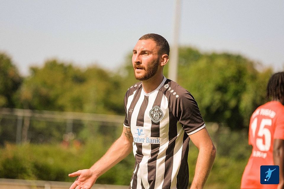 Der Rheydter SV siegt klar im Top-Spiel Der Rheydter SV siegt klar im Top-Spiel