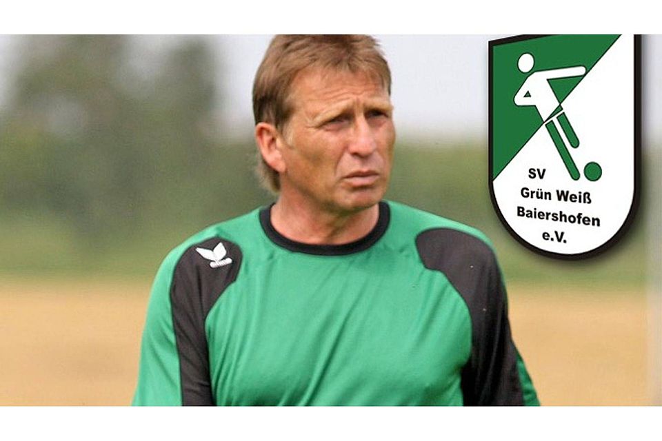 Helmut Wirth wird auch in der neuen Saison auf der Bank des SV Grün-Weiß Baiershofen sitzen.  Foto: Georg Fischer