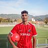 Im Juni schoss er noch die TuS Hornau in die Hessenliga, dann ging er in der Hinrunde für den FC Gießen in der Regionalliga auf Torejagd. Nun geht mit dem Wechsel zum SC Freiburg der rasante Aufstieg für Krish Raweri weiter. 