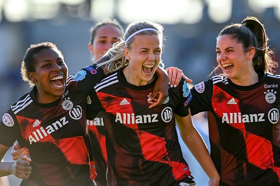 Nach dem 2:1 Hinspiel-Sieg gegen Chelsea haben die Frauen des FC Bayern den Einzug ins Finale selbst in der Hand.
