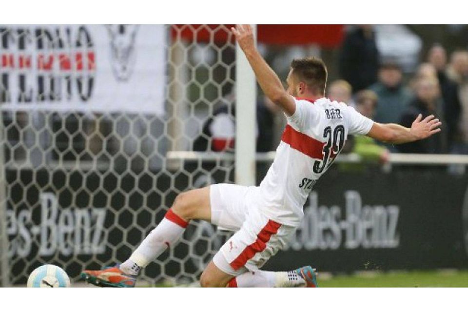 Pascal Breier vom VfB Stuttgart II verpasst eine Großchance. Pressefoto Baumann