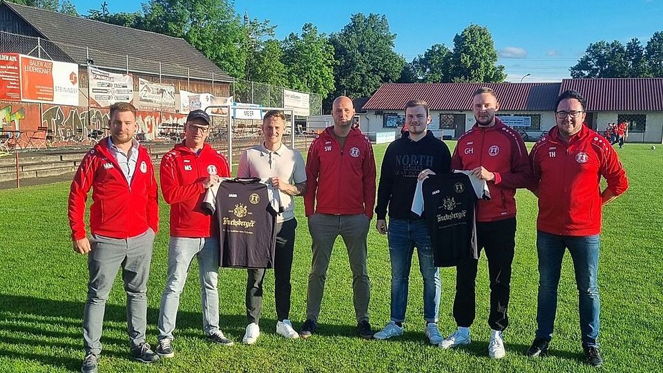 In Neunburg heißt man mehrere neue Spieler willkommen.