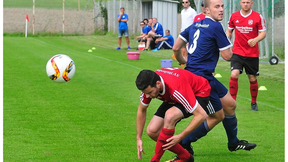 Kersbach und Weilersbach (in rot) müssen sich strecken, um die momentan enteilte Spitze Ebermannstadt (blau) nicht aus dem Blick zu verlieren. Foto: Huber