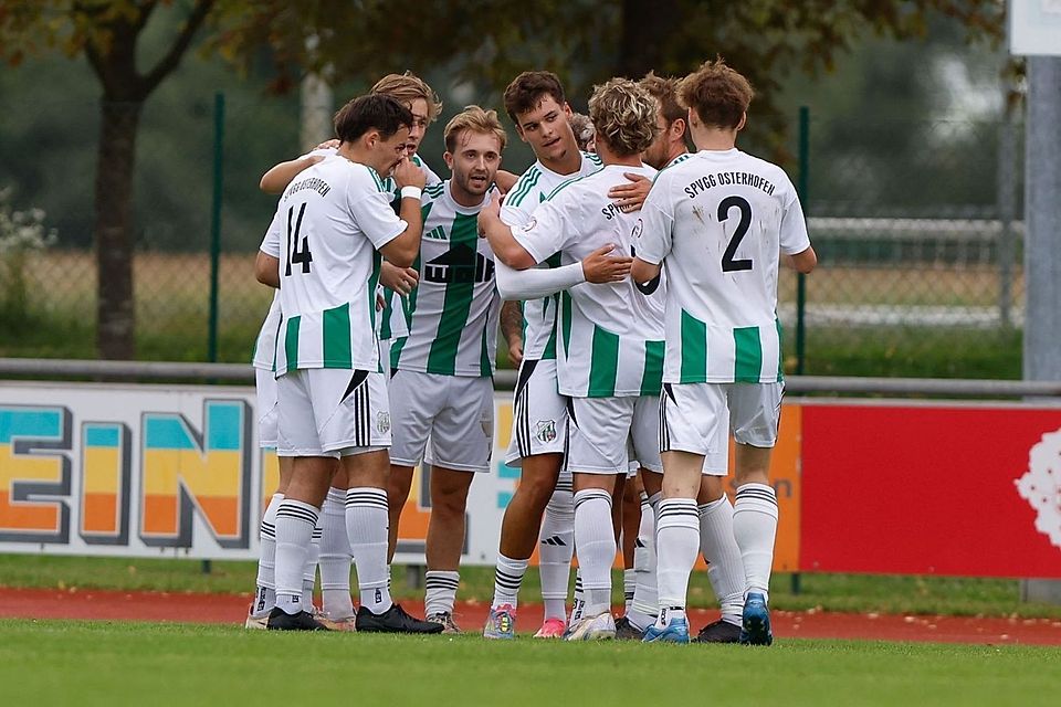 Noch ohne Niederlage: Die SpVgg Osterhofen ist der große Titelfavorit.