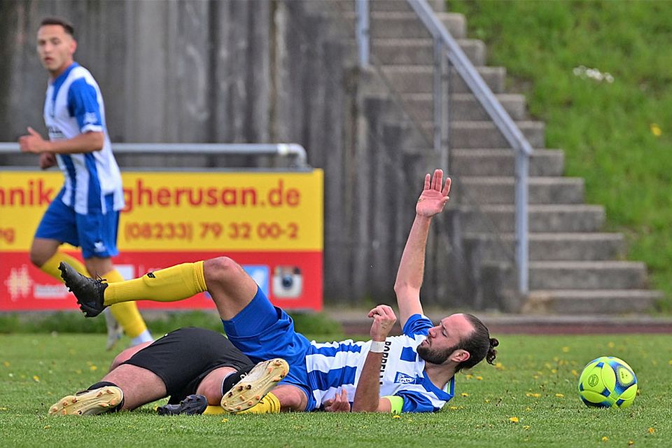 Franko Berglmeir (rechts) und der Kissinger SC spielten gegen die SG Niedersonthofen/Martinszell 1:1. 