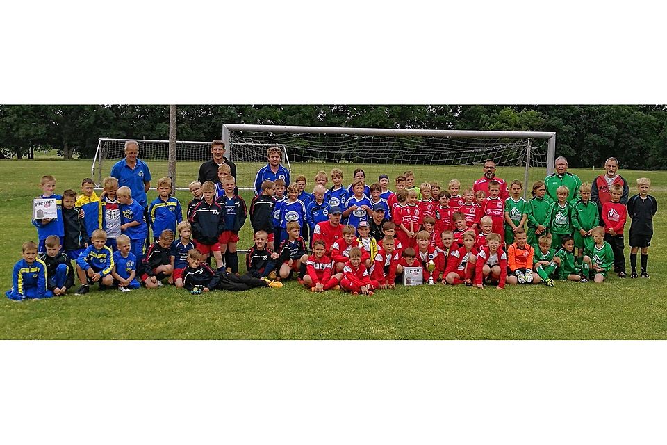 Die sechs teilnehmenden Teams auf einen Blick. Foto: Andreas Steinhoff