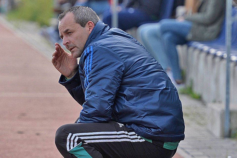 Zusmarshausens Coach Reinhard Brachert will mit dem Abstieg nichts zu tun haben.  Foto: Ernst Mayer