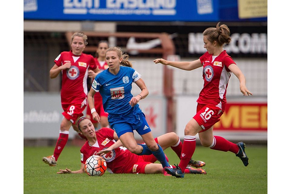 Drei Punkte wollen die SVM-Frauen mit Elisa Senß im Heimspiel gegen Arminia Bielefeld. Foto: Doris Leißing