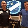 Stephan Schätzl (re.) soll den SV Wörth sportlich wieder auf Vordermann bringen 