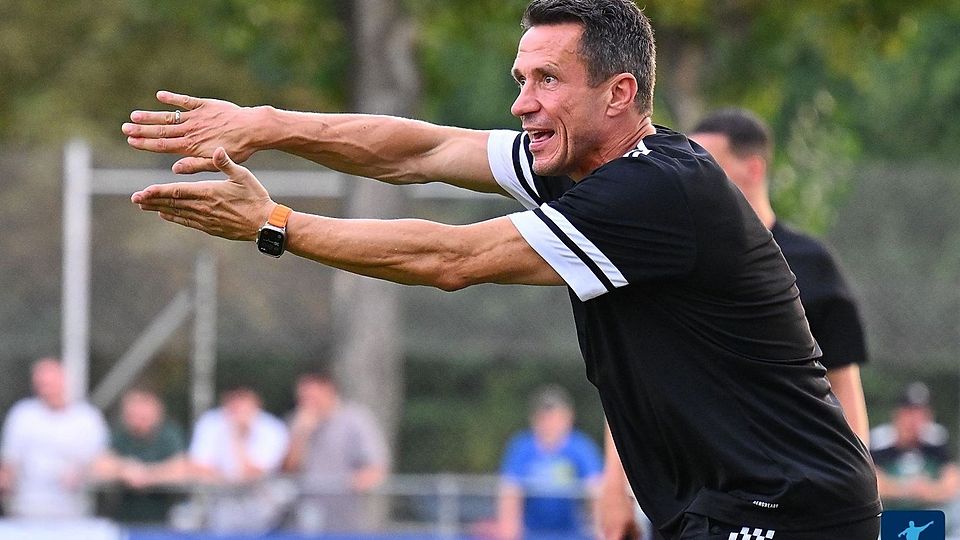 Gibt bereits seit 2016 die Kommandos beim SC Eltersdorf: Bernd Eigner ist der dienstälteste Trainer der Bayernliga Nord.