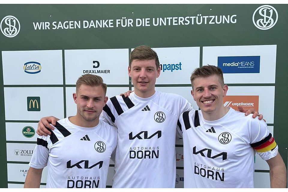 Von links nach rechts: Dominik Past, Lucas Biberger und Alexander Hagl halte der SpVgg Landshut die Treue 