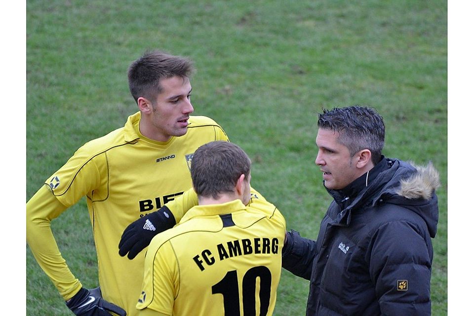 Mendez ist nicht mehr Trainer in Amberg! F: Christian Eberhardt Mendez ist nicht mehr Trainer in Amberg! F: Christian Eberhardt