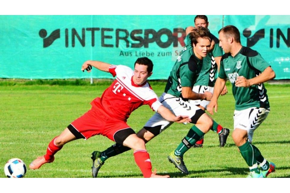 Im Hinspiel setzte sich der SC Ettmannsdorf mit 2:1 gegen den TSV Bad Abbach durch.  Foto: Zwick