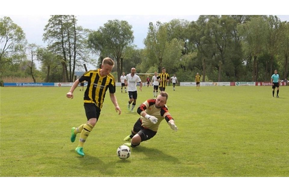 Der TSV Neustadt muss Platz eins beim drittplatzierten SV Lengfeld verteidigen. Archivfoto: ear