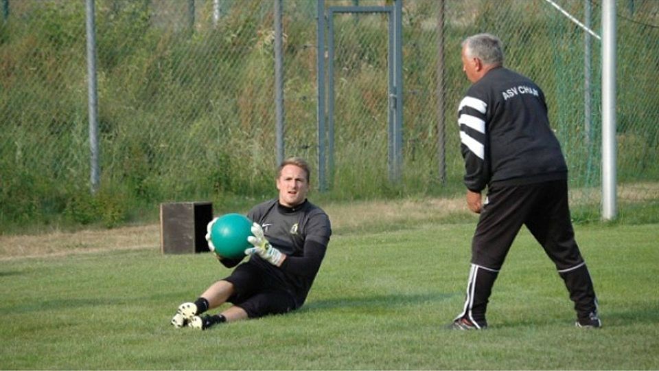 Andreas Lengsfeld ist der letzte Landesliga-Torhüter für den Josef Brandl zuständig ist. Keeper und Trainer verabschieden sich nach der Saison.  Foto: ckm