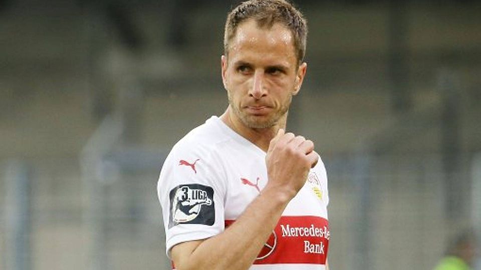 Kapitän Tobias Rathgeb und der VfB Stuttgart II haben das erste Testspiel der Saison gewonnen. Pressefoto Baumann
