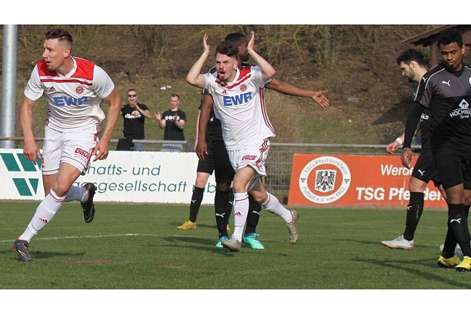 Dank einem 3:1-Auswärtserfolg bei der Reservemannschaft des 1.FC Kaiserslautern, befindet sich die TSG Pfeddersheim wieder im Aufstiegsrennen. F: Dinger