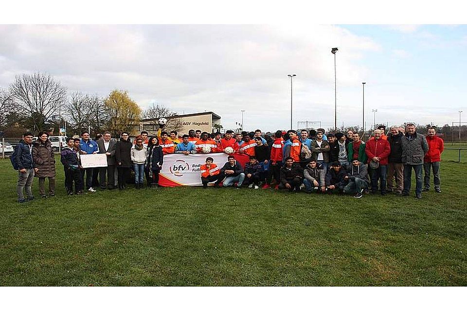 Kooperation Schule-Verein: Neues Fußballangebot für Flüchtlinge beim ASV Hagsfeld. Foto: Badischer Fußballverband