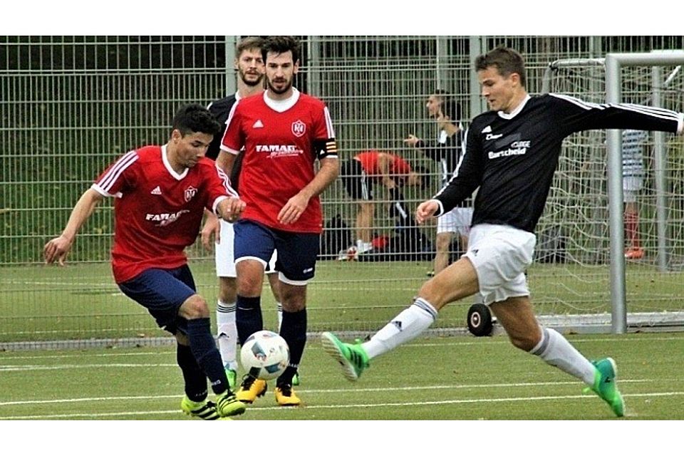 F: Denis Petikic F: Denis Petikic