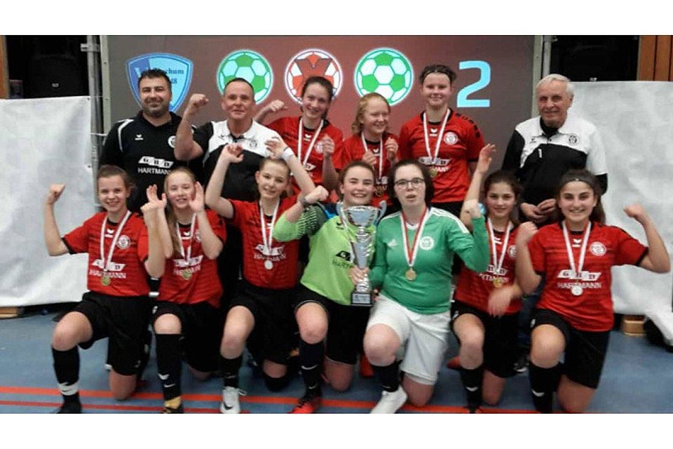 Erfolgsteam: Die U15-Mädchen des Delbrücker SC holten nun den Hallen-Westfalenmeistertitel. Foto: DSC