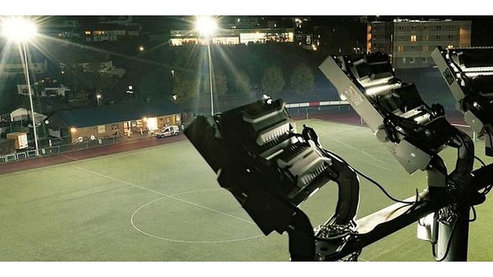 Die Flutlichtanlage in Eibelshausen ist auf LED-Beleuchtung umgerüstet. Foto: SG Eschenburg © SG Eschenburg