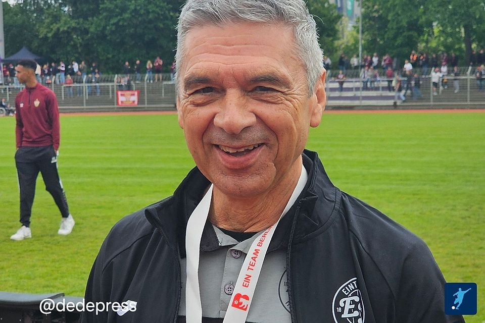 Mahlsdorf Trainer Karsten Heine beim Pokalfinale im Mai gegen Dynamo