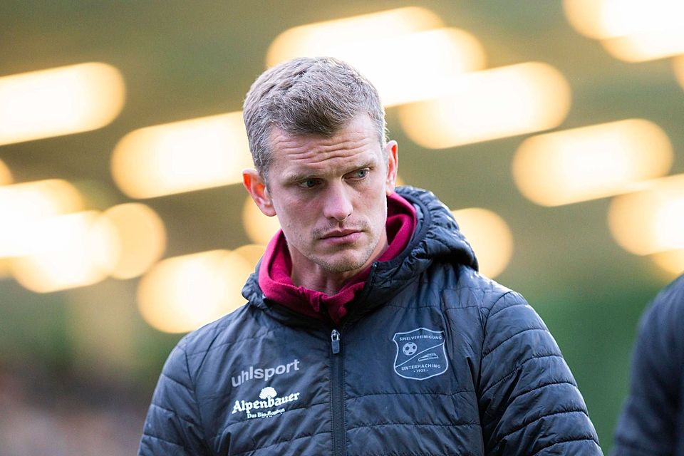 Beim TSV 1860 München (65 Spiele), Borussia Dortmund (158 Spiele) und bei Bayer Leverkusen (107) hinterließ Sven Bender als Spieler einen bleibenden Eindruck. Beim TSV 1860 München (65 Spiele), Borussia Dortmund (158 Spiele) und bei Bayer Leverkusen (107) hinterließ Sven Bender als Spieler einen bleibenden Eindruck.