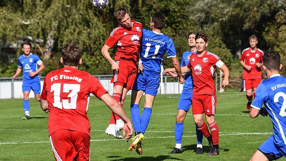 Finsing wirft sich in der Vorbereitung in jeden (Luft-)Zweikampf.