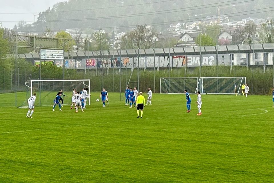 Leader Oetwil gibt sich gegen Verfolger Wädenswil keine Blösse und gewinnt sicher 3:0.