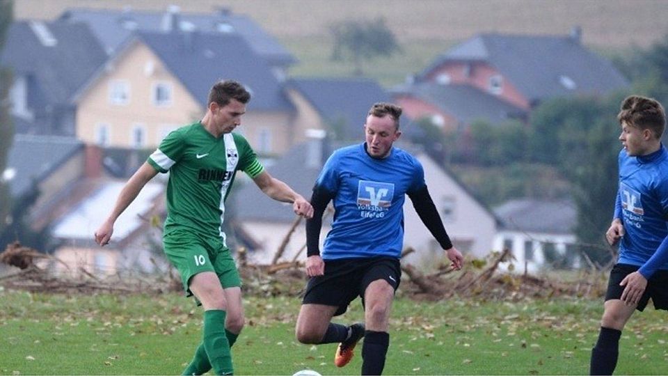 Auf den Spielern des SV Speicher (blaue Trikots) lastet in dieser Saison ein besonderer Druck.