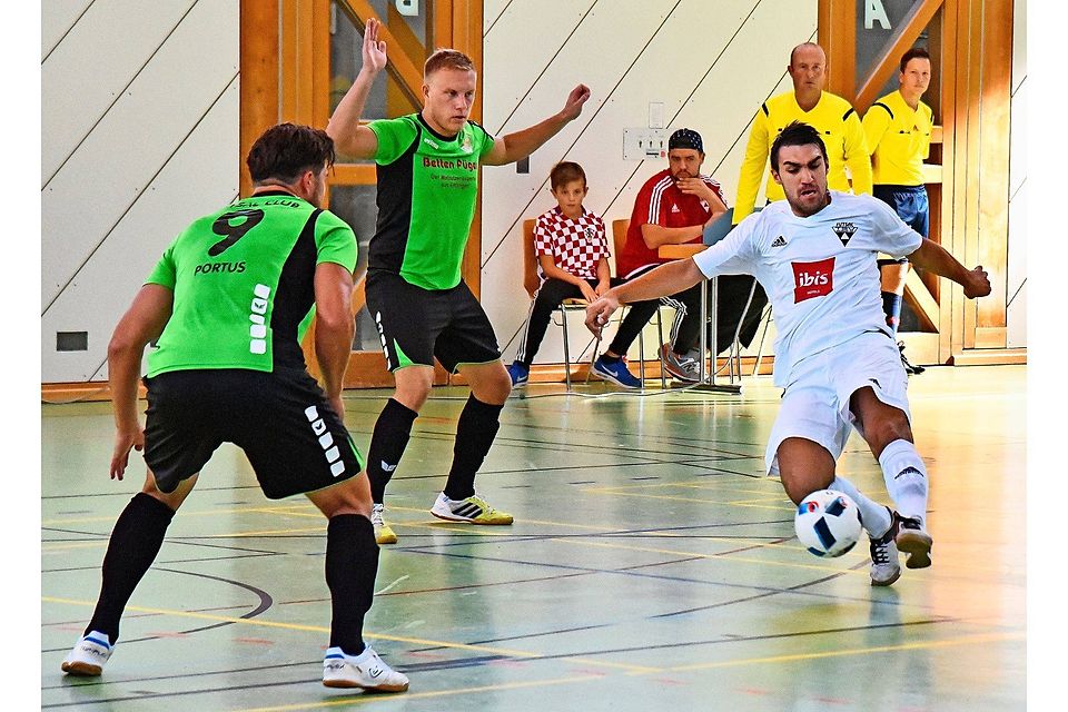 Josip Sesar sicherte dem TSV Weilimdorf durch seinen Treffer zum 4:4  wenigstens einen Punkt. Foto:Günter E. Bergmann