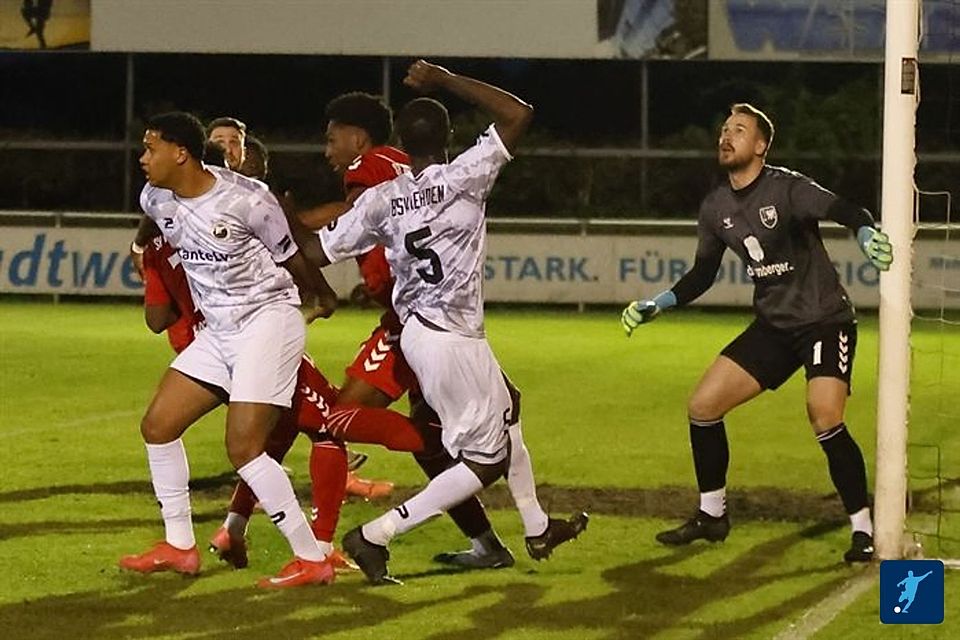 Gian-Luca Reck (r.) wechselt nach Scherpenberg.