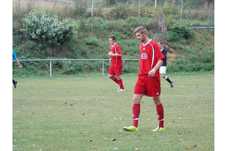 F: Friedrich Wiegel Kevin Liebertz und der SC RW Riebelsdorf gewannen gegen Absteiger TSV Gilserberg mit 5:2. Der Mittelfeldakteur steuerte einen Treffer bei.